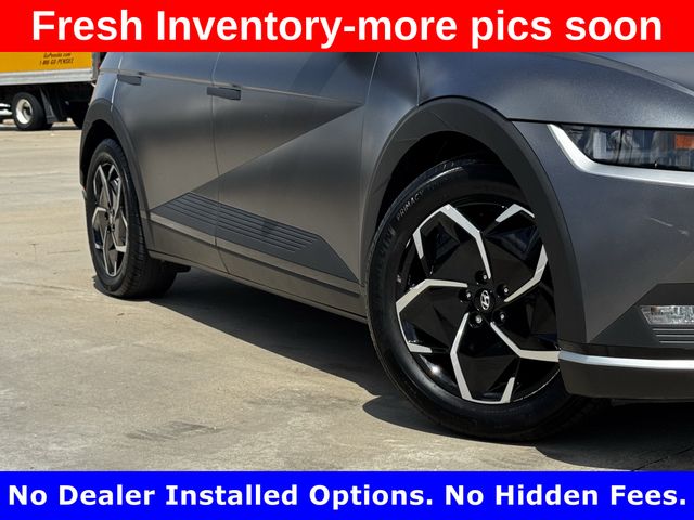 2023 Hyundai IONIQ 5 SEL Gray at Baytown Hyundai