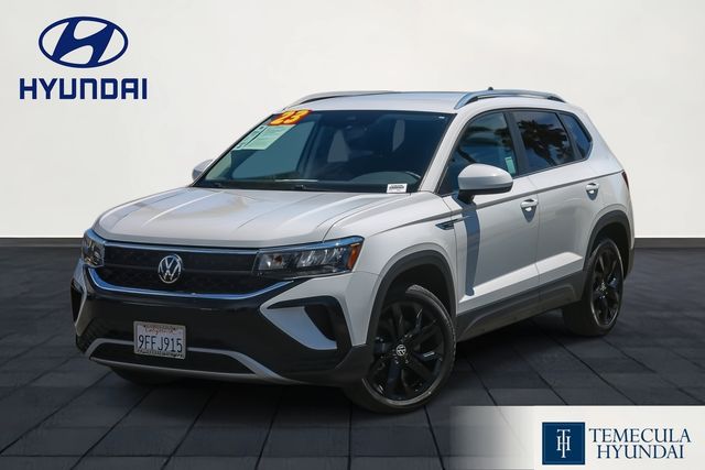 White 2023 Volkswagen Taos SUV / Crossover Front-Wheel Drive 8-Speed Automatic