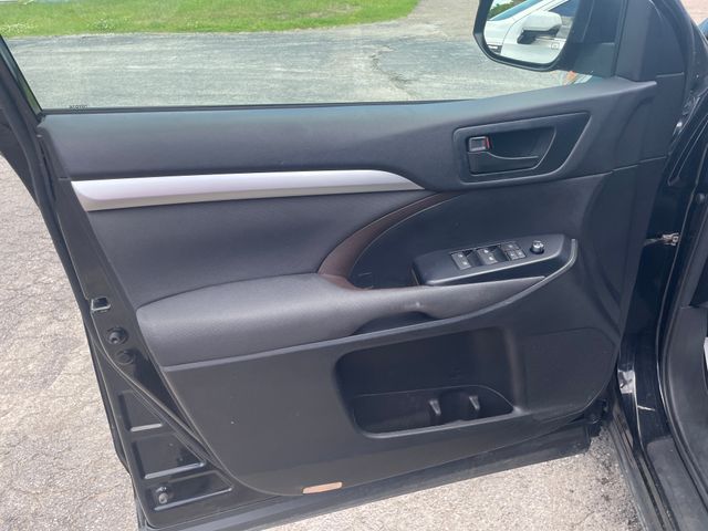 Used 2018 Toyota Highlander SUV