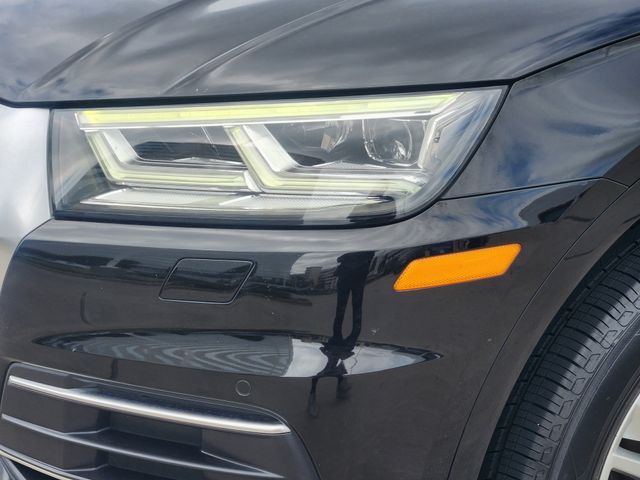 2018 Audi Q5 2.0T Black at Autostrade