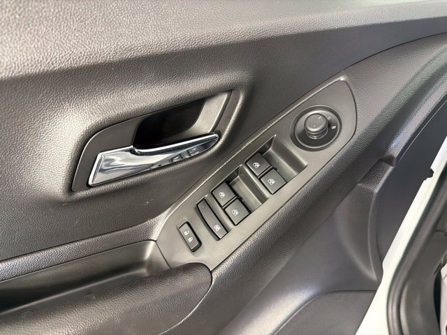 Used 2020 Chevrolet Trax SUV