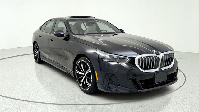 Black Sapphire Metallic 2027 BMW 5 Series Sedan Rear-Wheel Drive 8-Speed Automatic