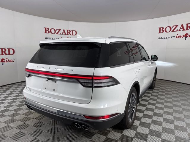 2022 Pristine White Metallic Tri-Coat Lincoln Aviator Reserve RWD SUV