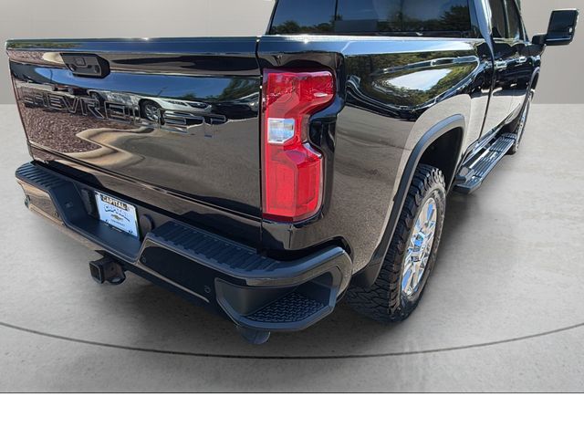 Used 2020 Black Chevrolet High Country image 12