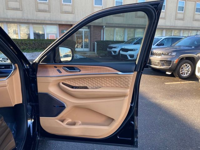 2023 Jeep Grand Cherokee L