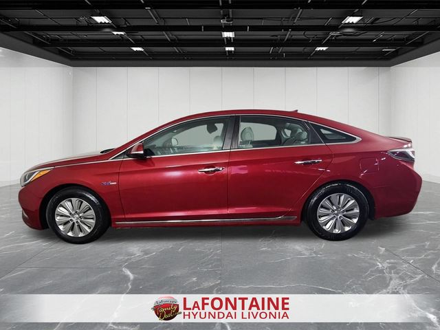 Used 2016 Hyundai Sonata Hybrid Base with VIN KMHE24L1XGA030229 for sale in Livonia, MI