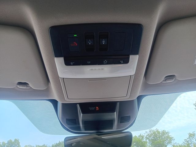 Used 2023 Nissan Rogue SUV