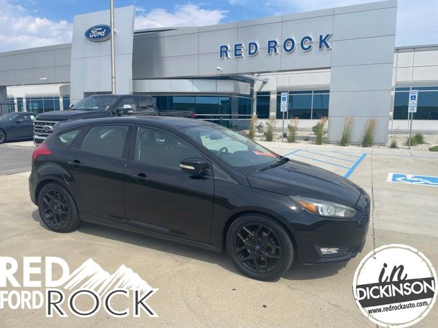  2018 Ford Focus SEL Hatchback   