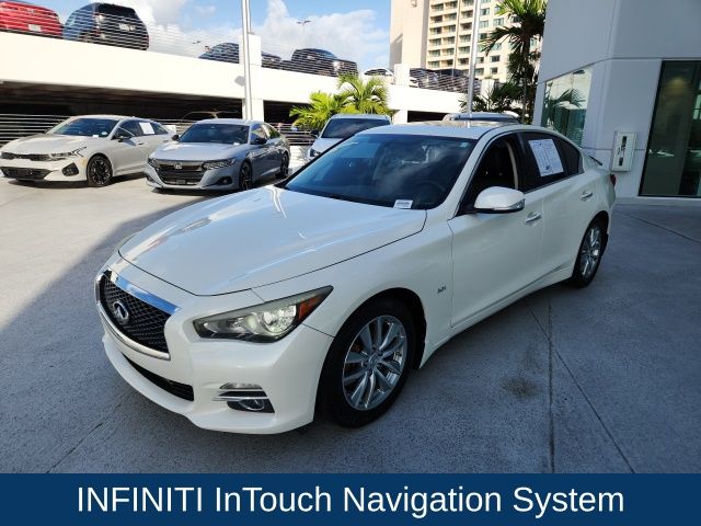 2016 INFINITI Q50 3.0t Premium 18