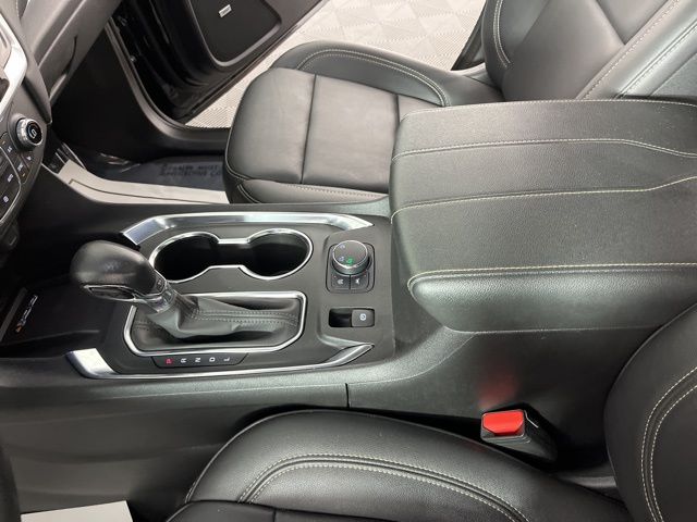 2022 Mosaic Black Metallic Chevrolet Traverse LT Leather AWD SUV