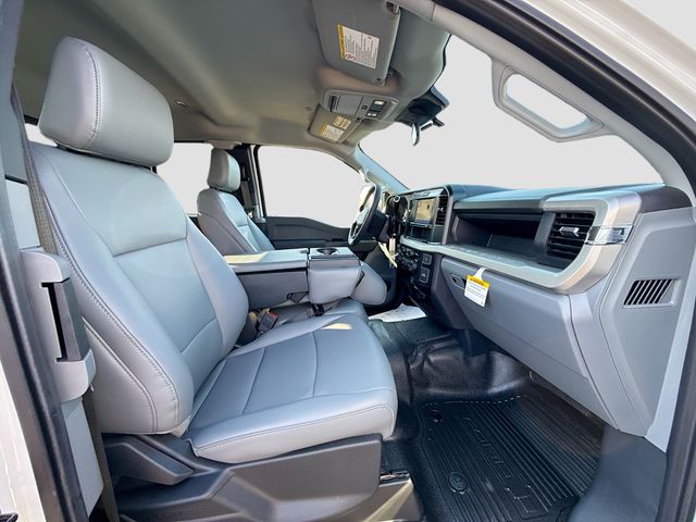 2025 Ford F-250SD XL photo