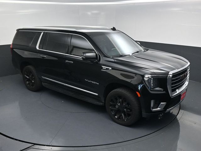 2021 GMC Yukon XL SLT Black at Classic Chevrolet Galveston