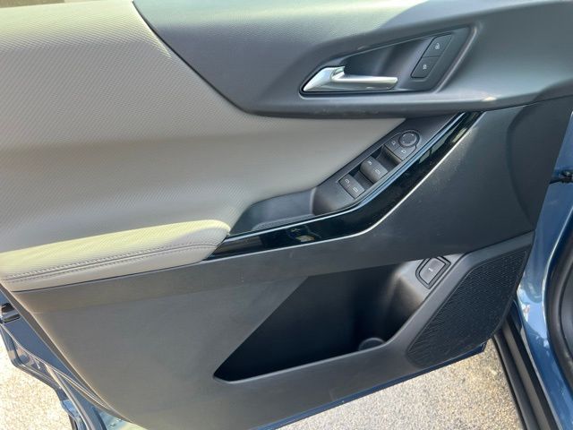 2027 Chevrolet Equinox LT - Photo 13