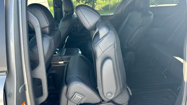 New 2026 Toyota Sienna Van