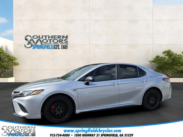 Celestial Silver Metallic 2019 Toyota Camry SE FWD Sedan Front-Wheel Drive 8-Speed Automatic