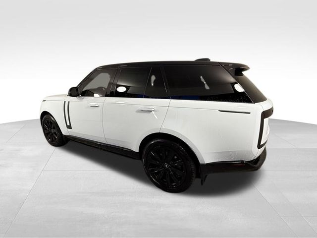 2025 Land Rover Range Rover SE 5