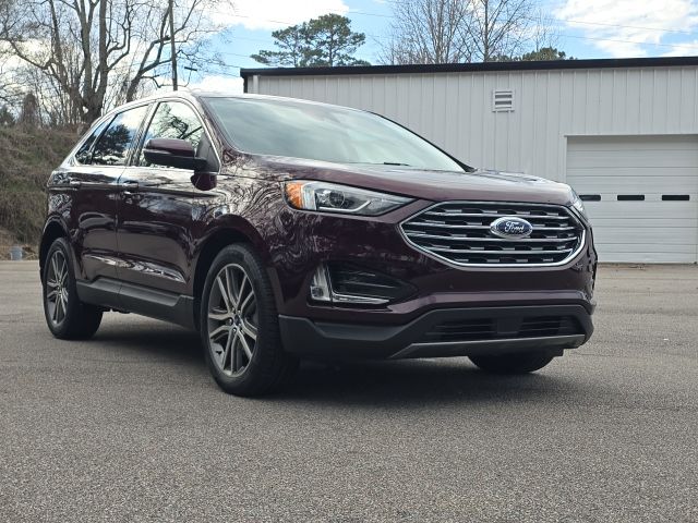 2022 Ford Edge Titanium:168337A