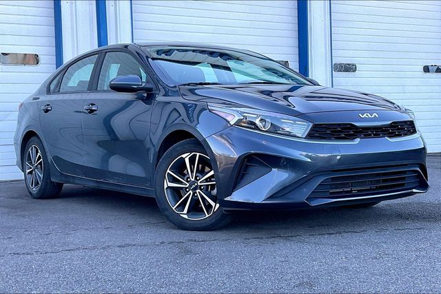 2022 Kia Forte LXS FWD