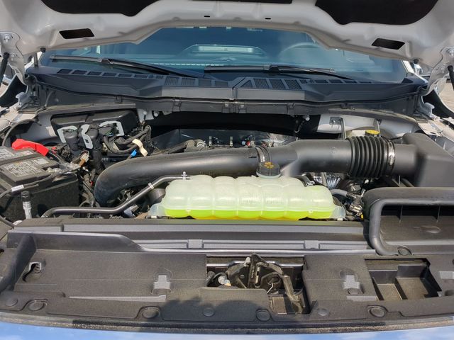 New 2026 Oxford White Ford Lariat® image 45