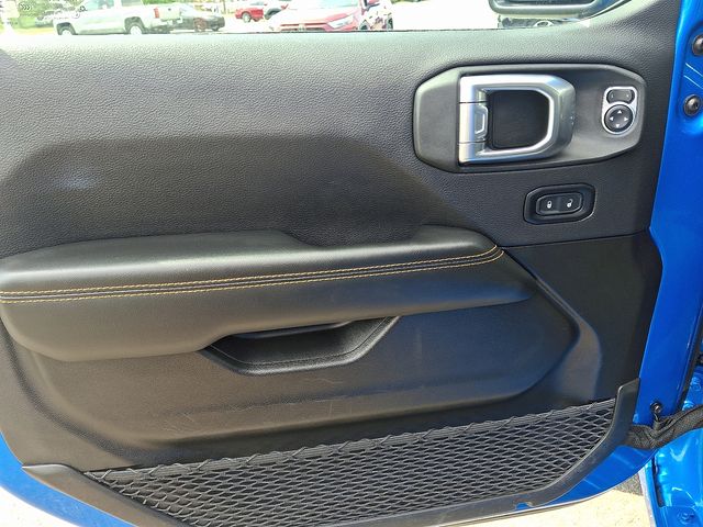 Used 2025 Jeep Wrangler SUV