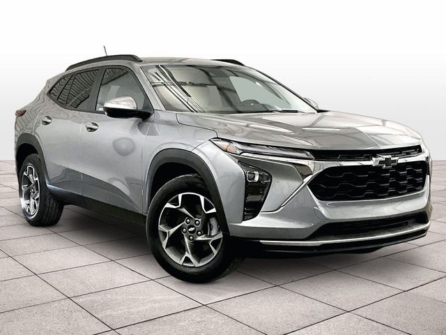 2024 Chevrolet Trax LT Gray at Sutliff Volkswagen