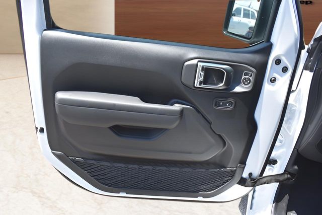 New Car 2025 Jeep Gladiator  Sport S For Sale Under $40,000 In Austin, Texas