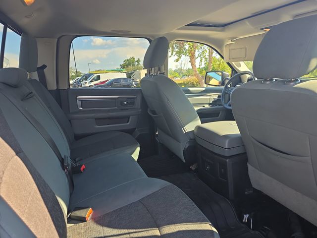 Used 2015 True Blue Pearlcoat Ram Big Horn image 12