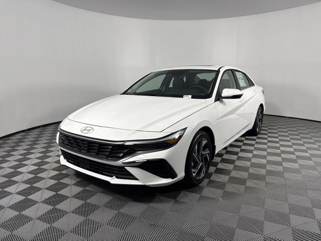 New 2025 Hyundai Elantra Hybrid For Sale in Indianapolis, IN