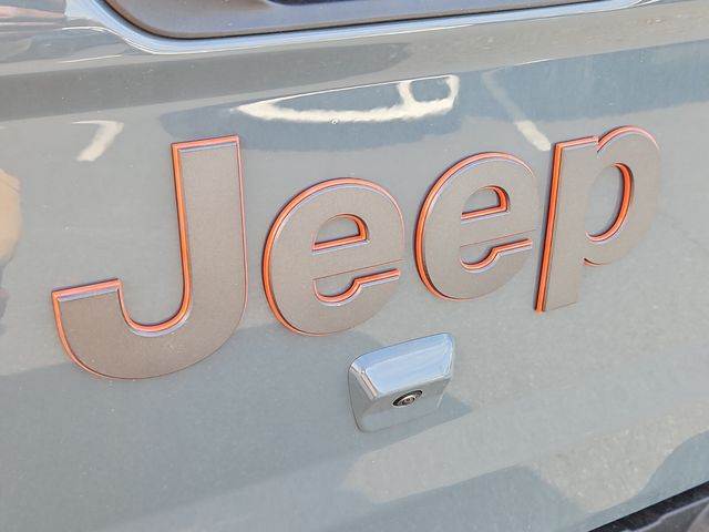 New 2026 Gray Jeep Mojave image 26