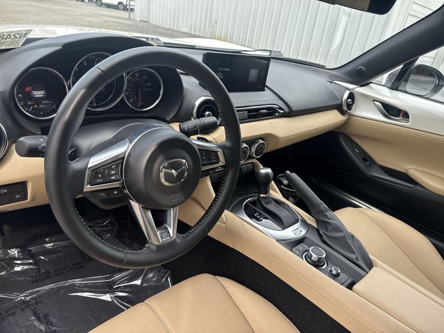 Used 2024 White Mazda Grand Touring image 13