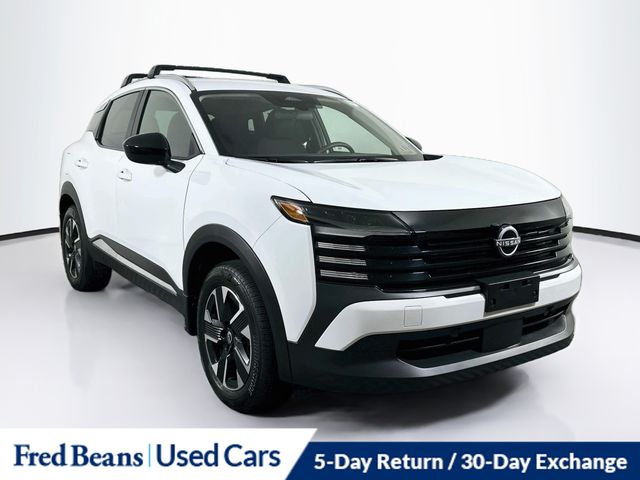 White (Fresh Powder) 2026 Nissan Kicks SUV / Crossover All-Wheel Drive Continuously Variable Transmission