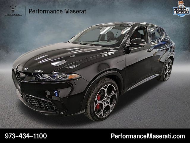Alfa Black 2024 Alfa Romeo Tonale Veloce AWD SUV / Crossover All-Wheel Drive 6-Speed Automatic