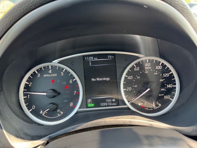 2018 Nissan Sentra SR - Super Black exterior view 14