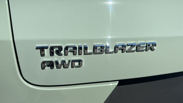 2025 Chevrolet TrailBlazer LT 14