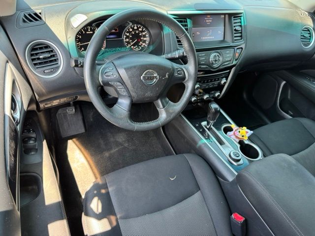 Used 2017 Nissan Pathfinder SUV