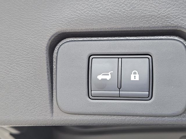 Used 2023 Nissan Rogue SUV