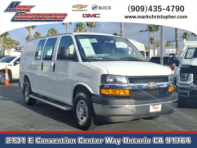 Summit White 2025 Chevrolet Express Cargo 2500 RWD Van Rear-Wheel Drive 8-Speed Automatic Overdrive