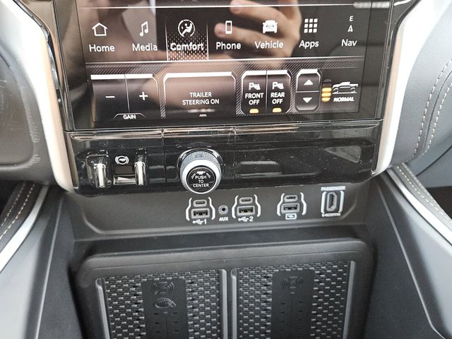 2026 Ram 1500 Tungsten Crew Cab 4x4 5'7" Box