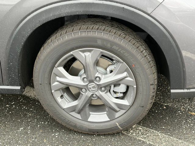 new 2026 Honda HR-V car, priced at $28,692