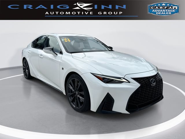2024 Lexus IS Blanco (Ultra White) Sedán Tracción trasera 8 velocidades Automática