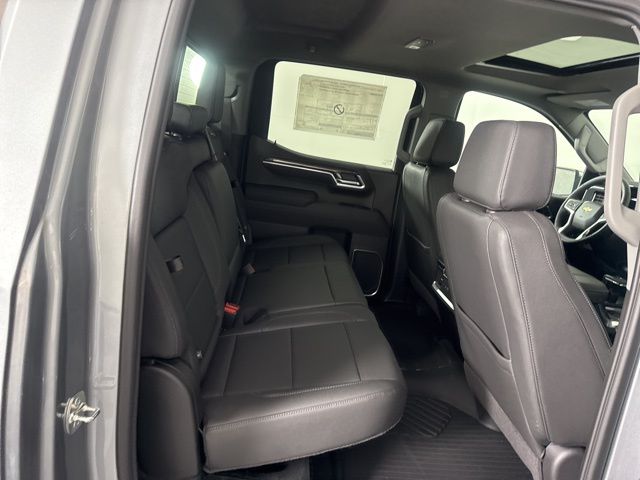 2026 Chevrolet Silverado 1500 LTZ - Photo 15