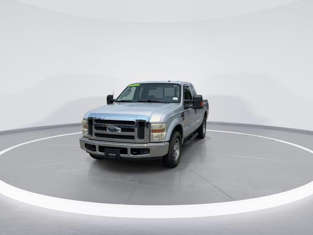 Used 2008 Silver Ford XLT image 2