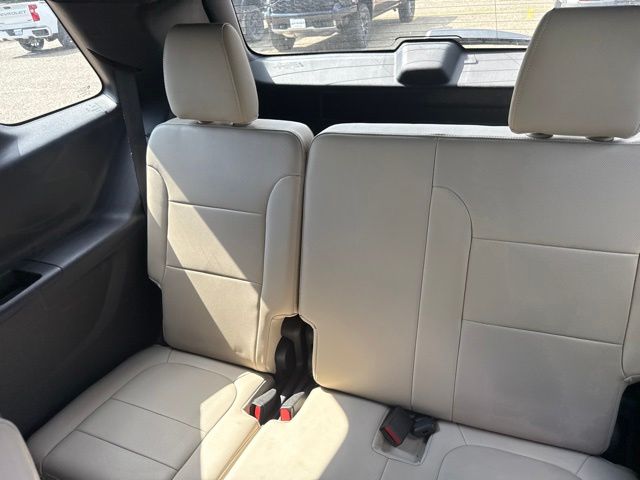 2023 Summit White Chevrolet Traverse Premier AWD SUV