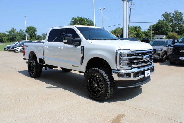 2024 Ford F-250 Super Duty Lariat Crew Cab 4WD