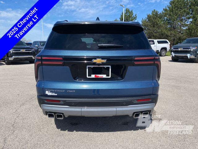 2025 Chevrolet Traverse LT photo