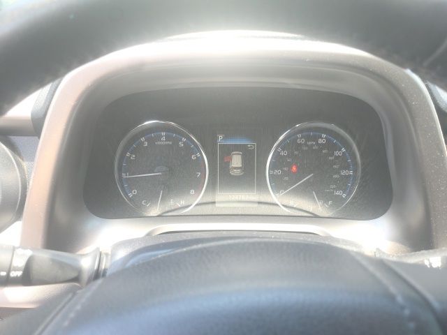 Used 2016 White Toyota XLE image 9