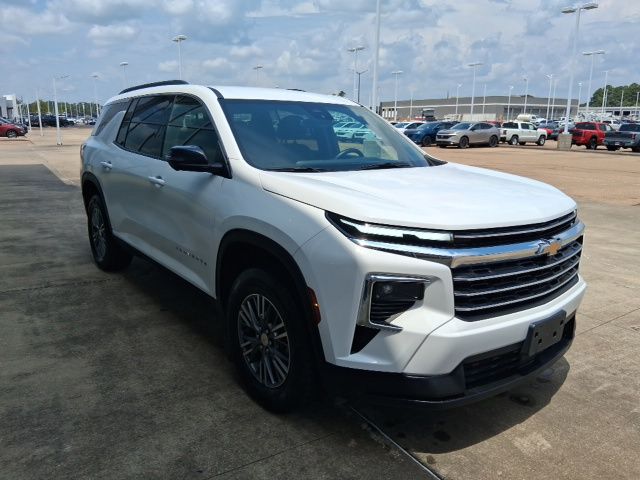 Used 2024 Chevrolet Traverse SUV