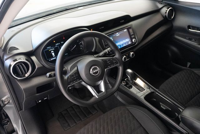 Used 2023 Nissan Kicks SUV