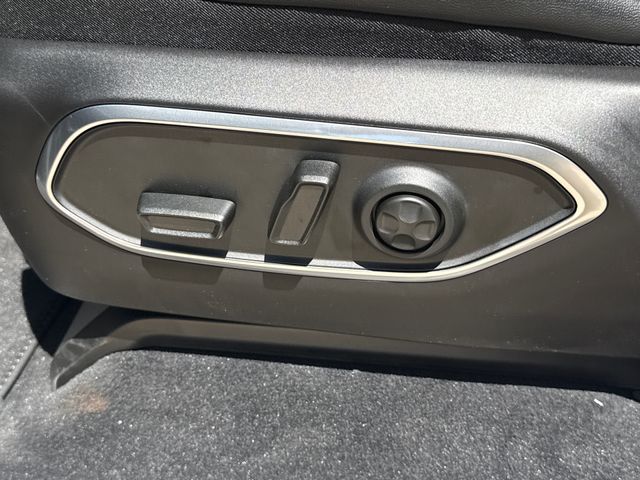 New 2026 Jeep Grand Wagoneer L SUV