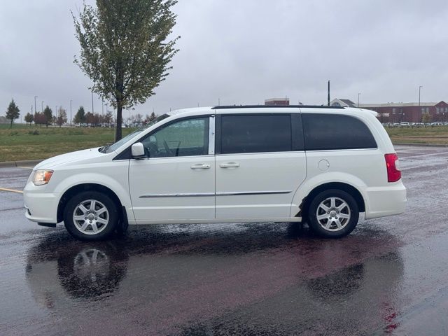 2012 Chrysler Town & Country Touring